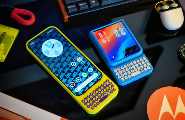 Clicks’ BlackBerry-style keyboard case is coming to Android phones